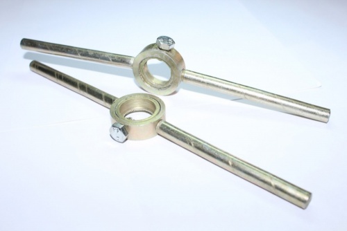 Плашкодержатель №1 М3-М10 — купить в интернет-магазине amurinstrument.ru с доставкой по #WF_CITY_DAT# | Каталог с характеристиками и ценами плашкодержатель №1 м3-м10, купить metabo, купить husqvarna, купить bosch, купить makita, купить hitachi, купить hikoki, купить oregon, купить stihl